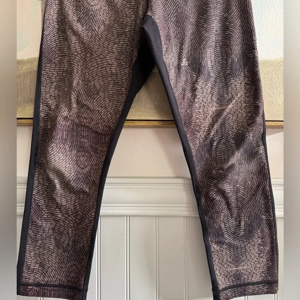 LULULEMON Wunder Under Crop II *Full-On Luon Golden Godess Cashew Multi Size 6 - Picture 7 of 11